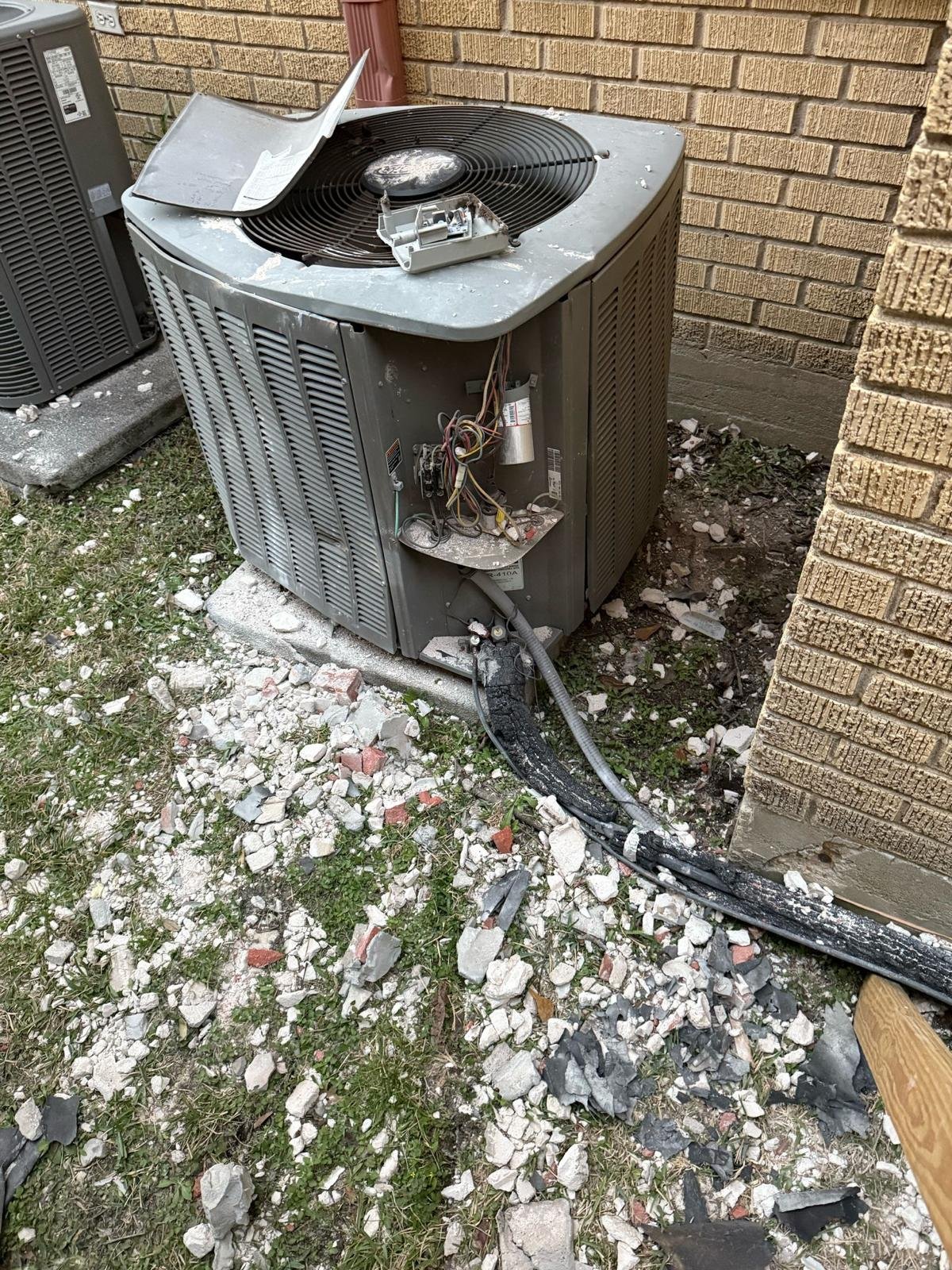 AC Not Cooling? Commercial HVAC Emergency Troubleshooting for Tomball